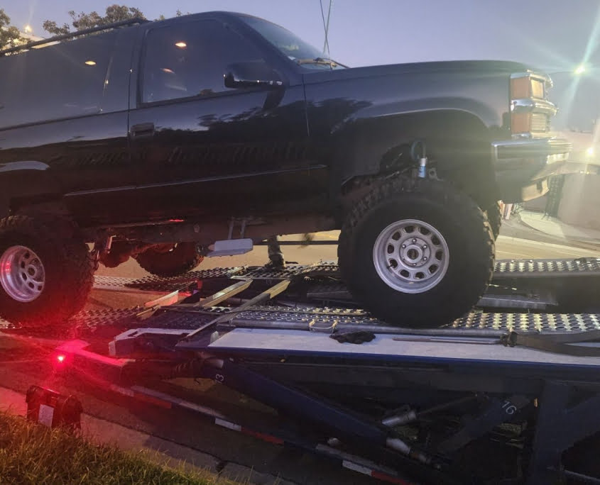 Sweet Logistics CAR SHIPPING car transport door to door car shipping service and vehicle transport 949-456-2184